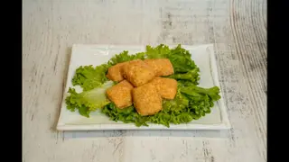 Mini porcije filet oslića sa lukom