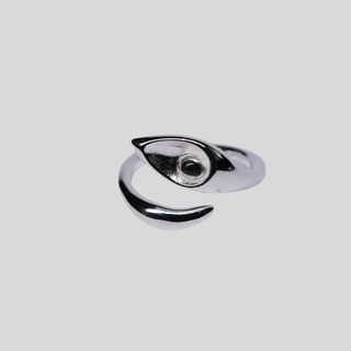 ლილი - შავი