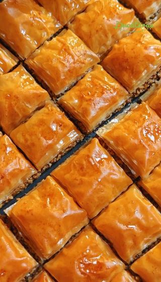 1 kg Baclava cu nuci