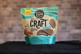 Грінки житньо-пшеничні хвилясті Craft "Лосось та вершковий соус" 80г