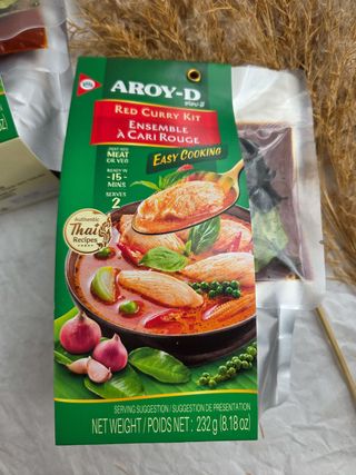 Набір для Приготування Червоного Каррі Aroy-D 332 г